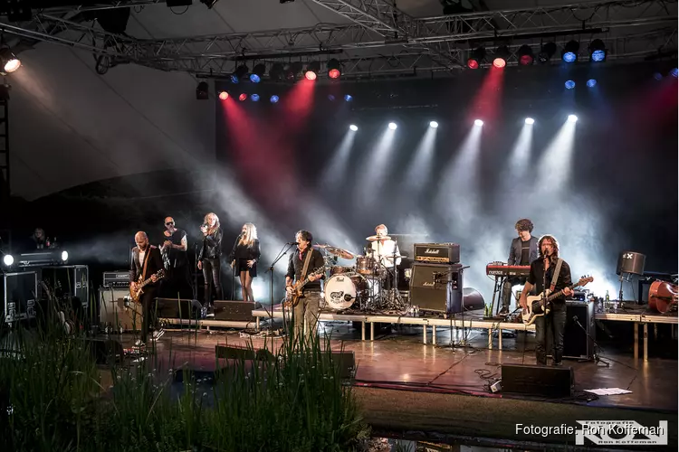 The Pilgrims met nieuw album bij Podium Victorie
