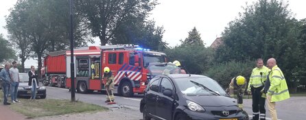 Frontaal ongeval Middenweg De Noord