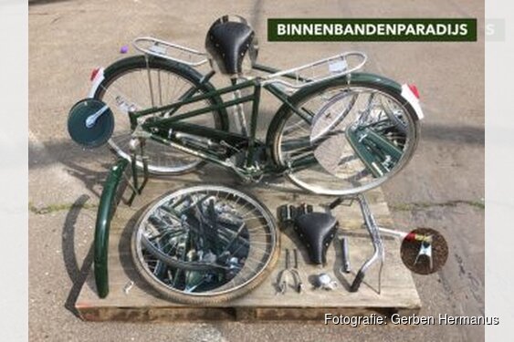 Expositie 'Binnenbandparadijs' van Gerben Hermanus in grote Kerk Schermerhorn