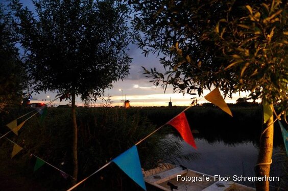 Floorfeest in de polder: Nazomerspektakel Schermerhorn met optreden Oôs Joôs