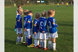 Regenboogband verbindt de sport