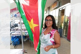 Roseline Schilder verovert markt met Surinaams eten