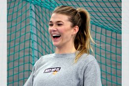 Milan van der Giessen daagt Tess Wester uit, en wint!