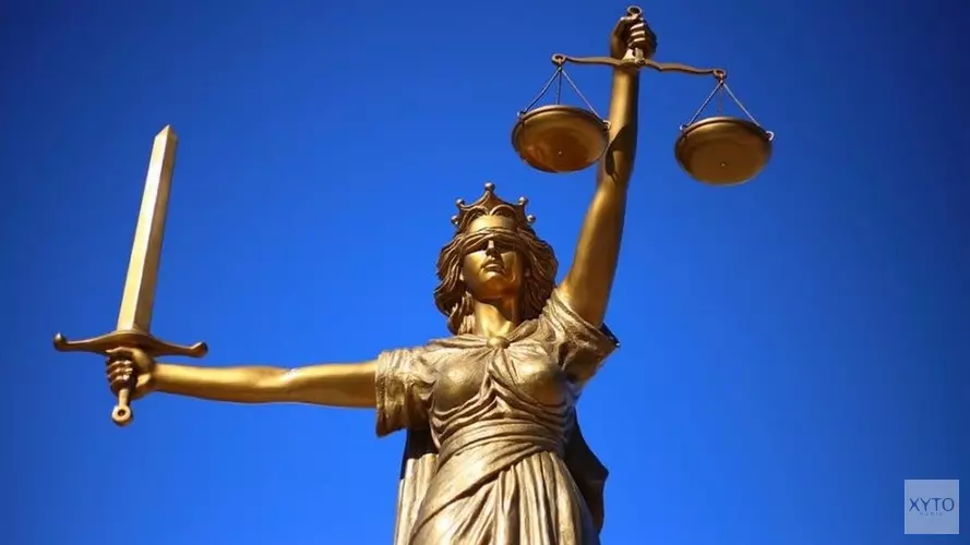 Celstraf en beroepsverbod geëist tegen advocaat die mogelijk documenten vervalste