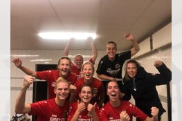 Gehavend Team Alkmaar pakt in slotminuut volle buit