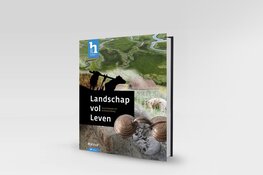 Het PUBLIEKSBOEK “Landschap vol Leven, de archeologie van de Westfrisiaweg” is verschenen.