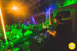 Microclubben verovert de landelijke dansvloer. Nu ook vroeg op de avond dansen in Alkmaar!