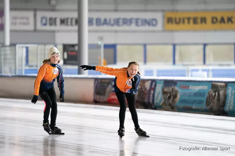 Staakt jouw leraar ook? Kom lekker zwemmen en schaatsen!