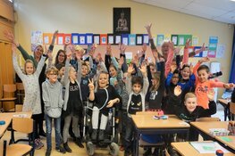 Boek op bezoek bij basisschool 't Baeken
