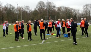Succesvolle pilot Old Stars Walking Football bij Alkmaarsche Boys