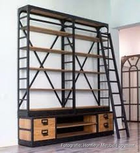 Hippe boekenkast bij Honfleur Meubels op maat