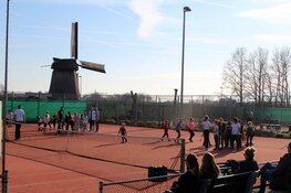 Succesvolle Open Dag voor jeugd bij LTC De Zes Wielen
