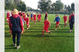 VV Alkmaar Voetbaldag voor meiden in meivakantie