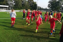 VV Alkmaar Voetbaldag voor meiden in de meivakantie