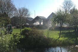 Niets meer over van woonboerderij na vernietigende brand Zuidschermer