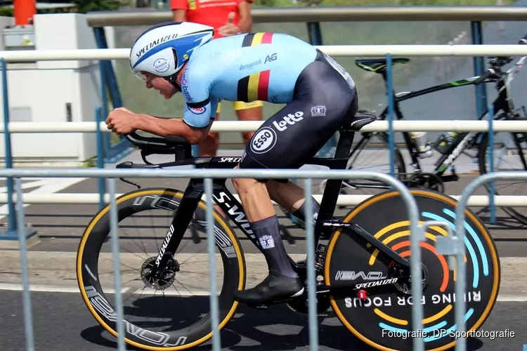 Evenepoel en Van Dijk winnen EK Tijdrijden elite