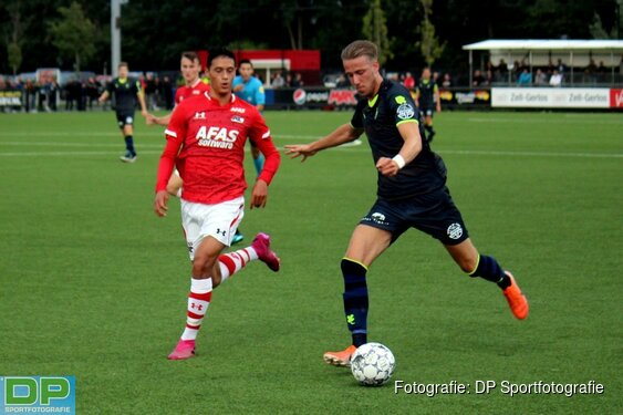 Jong AZ en Telstar geven elkaar niets toe
