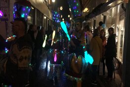 Ondanks zware regenval toch veel bezoekers bij de Shopping Night