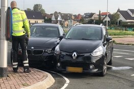 Auto&#39;s door voorrangsfout met elkaar in botsing in Egmond-Binnen