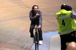Laurens ten Dam gehuldigd op Alkmaarse wielerbaan