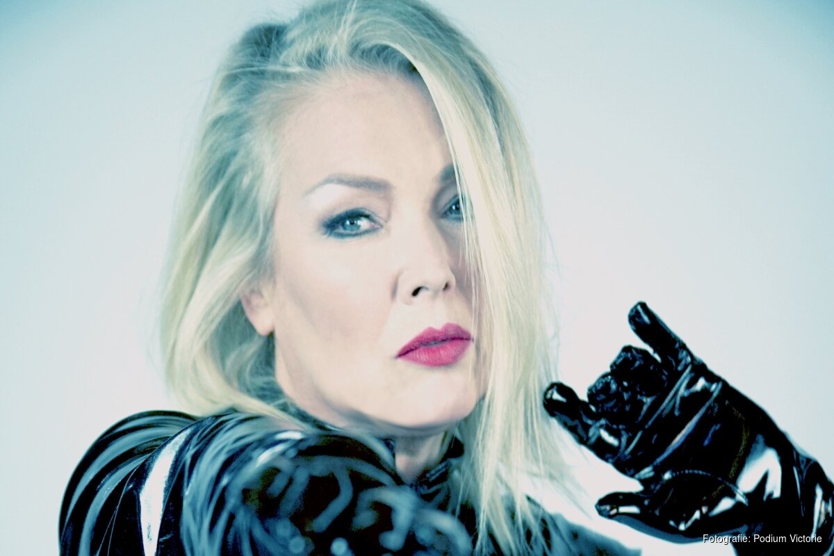 Jaren '80 icoon Kim Wilde keert terug naar Victorie