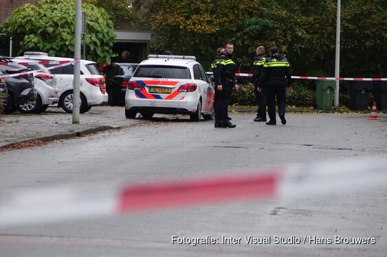 Politie schiet iemand neer in woonwijk Alkmaar-Noord - Alkmaarsdagblad.nl