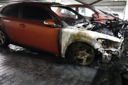 Politie houdt man (35) aan na autobrand in parkeergarage Alkmaar