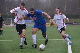 Alkmaarsche Boys heeft het balbezit, Alcmaria Victrix de punten