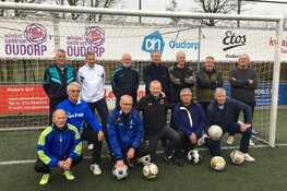 Sportwethouder Pieter Dijkman trapt af bij Kolping Boys – Alkmaarsche Boys op 26 februari
