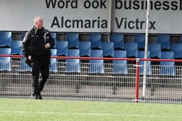 Van Hooren ook komend seizoen trainer Alcmaria Victrix vrouwen