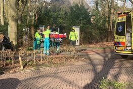 Motorrijder belandt in ziekenhuis na eenzijdig ongeval Bergen