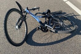 Fietser zwaargewond na botsing Martin Luther Kingweg