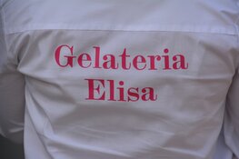 Gelateria Elisa doneert 20 ijstaarten aan bewoners en personeel Zuyder Waert