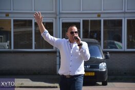 Zanger Joost de Vries verrast bewoners De Raatstede