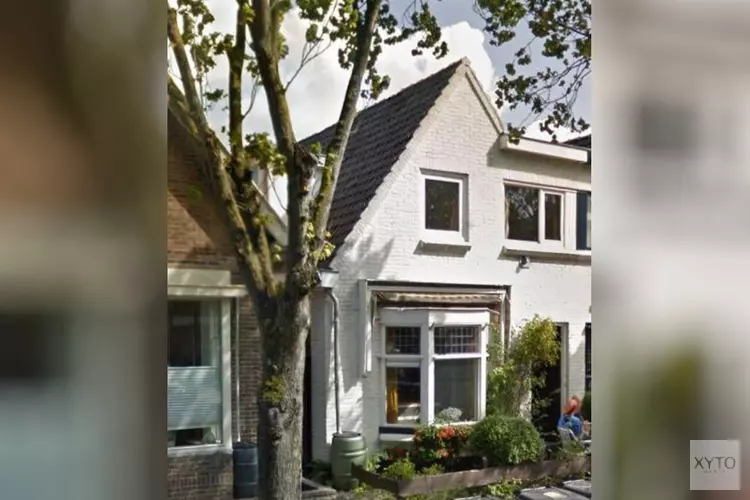 Vanaf de bank op bezoek bij een duurzaam huis