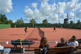 Spannende driesetters op derde dag Victorie Open