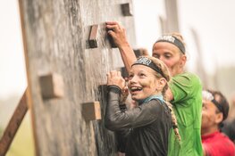 35 Baggervette obstakels overwinnen tijdens de Major Family Obstacle Run op 13 september