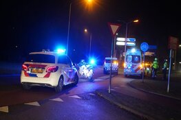 Gewonde bij ongeluk op rotonde in Alkmaar