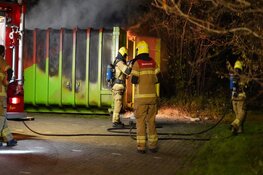 Brand in papiercontainer bij Alcmaria Victrix