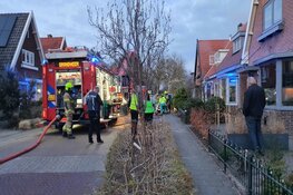 Brand in woning Heiloo, één persoon naar ziekenhuis