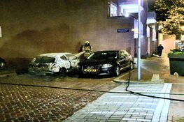 Autobrand in Alkmaarse Spieghelstraat