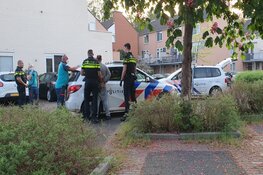 Verwarde man zwaait met mes in Heiloo