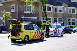 Motorrijder rijdt fietsster aan in Alkmaar