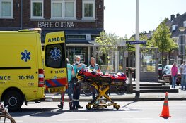 Motorrijder rijdt fietsster aan in Alkmaar