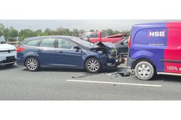 Vijf auto&#39;s betrokken geraakt bij kettingbotsing