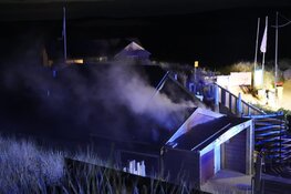 Brand in strandtent in Bergen aan Zee
