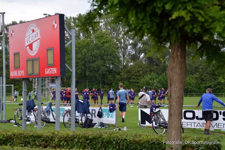 Alkmaarsche Boys blij met samenwerking PR Sport. Belgische topclub Anderlecht week lang te gast in Overdie