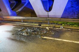 Auto vliegt in brand op N242 bij Alkmaar