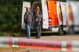 Getuigen gezocht na beroving pakketbezorger