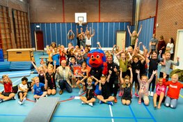 Freddy Fit boekjes stimuleren Alkmaarse basisscholieren zich aan te melden voor sportieve proeflessen